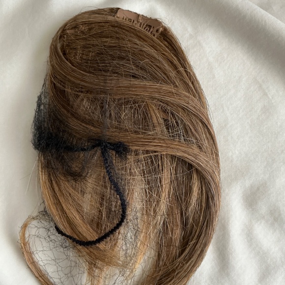 Women’s bangs - Picture 5 of 6